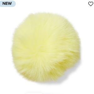 Crocs jibbitz‎ yellow puff ball shoe charm